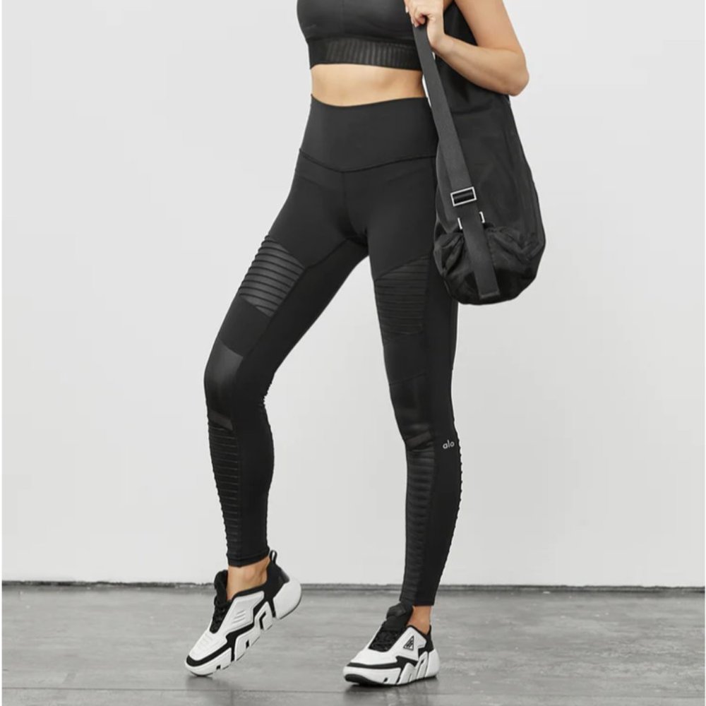 ALO moto leggings black size medium
